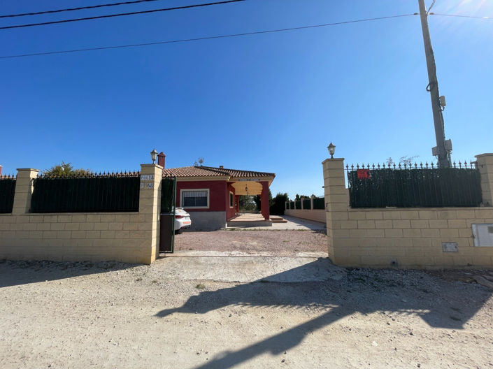 Image No.1-3 Bed Villa for sale