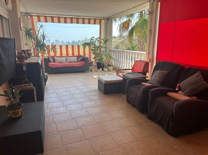 Image No.8-Villa de 3 chambres à vendre à Alicante