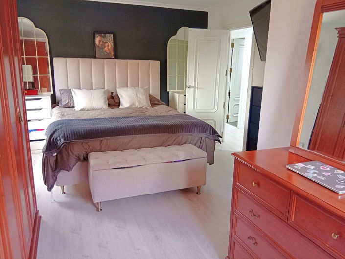 Image No.13-3 Bed Apartment for sale