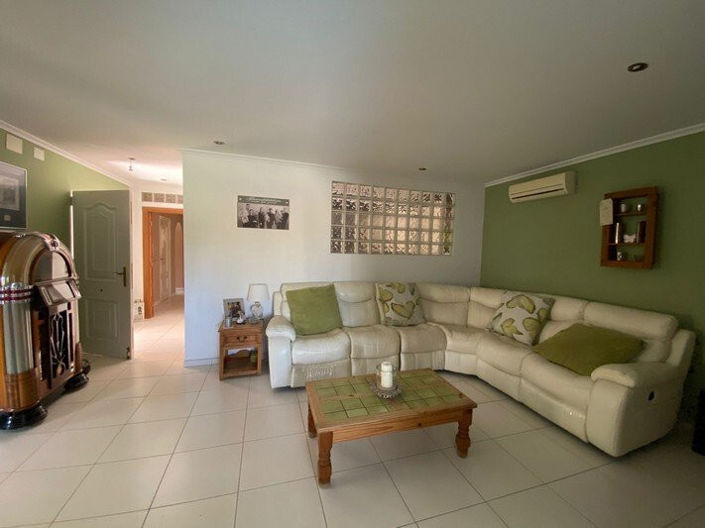 Image No.23-5 Bed Country House for sale