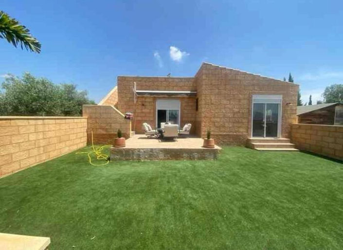 Image No.7-5 Bed Country House for sale