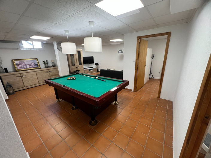 Image No.17-5 Bed Villa for sale