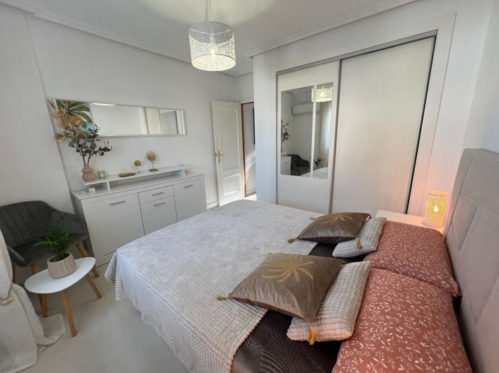 Image No.25-5 Bed Villa for sale