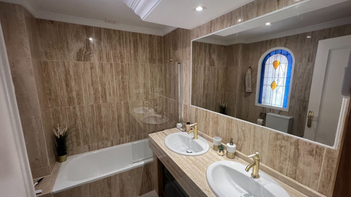 Image No.6-5 Bed Villa for sale