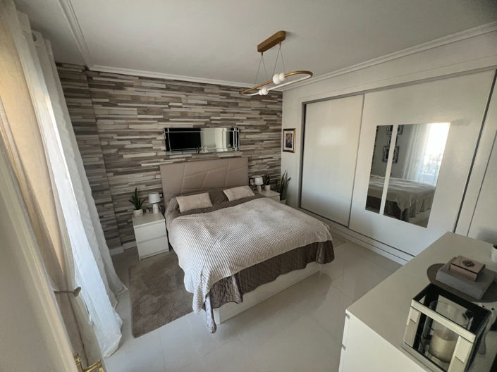 Image No.9-5 Bed Villa for sale