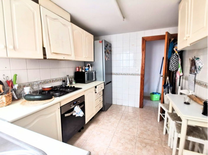 Image No.13-3 Bed Apartment for sale