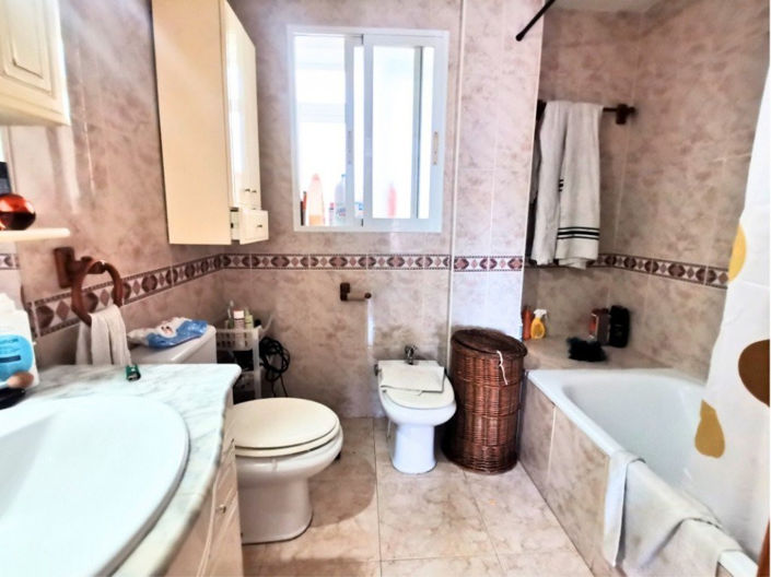 Image No.9-3 Bed Apartment for sale