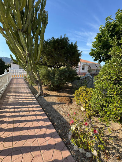 Image No.12-4 Bed Villa for sale