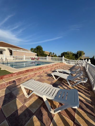 Image No.25-4 Bed Villa for sale