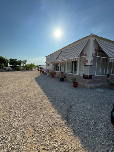 Image No.3-4 Bed Villa for sale