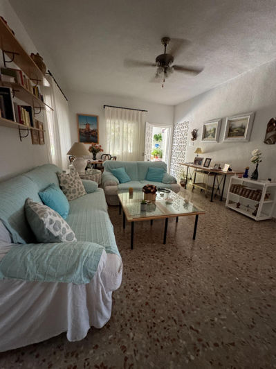 Image No.38-4 Bed Villa for sale