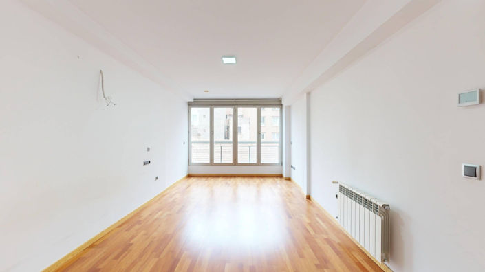 Image No.39-5 Bed Apartment for sale