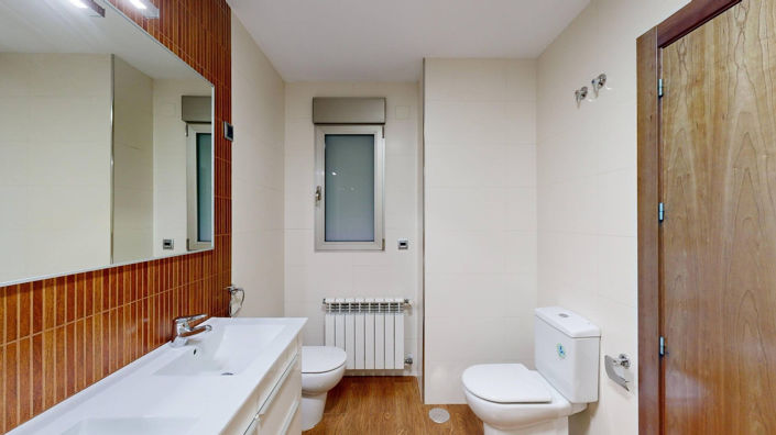 Image No.46-5 Bed Apartment for sale