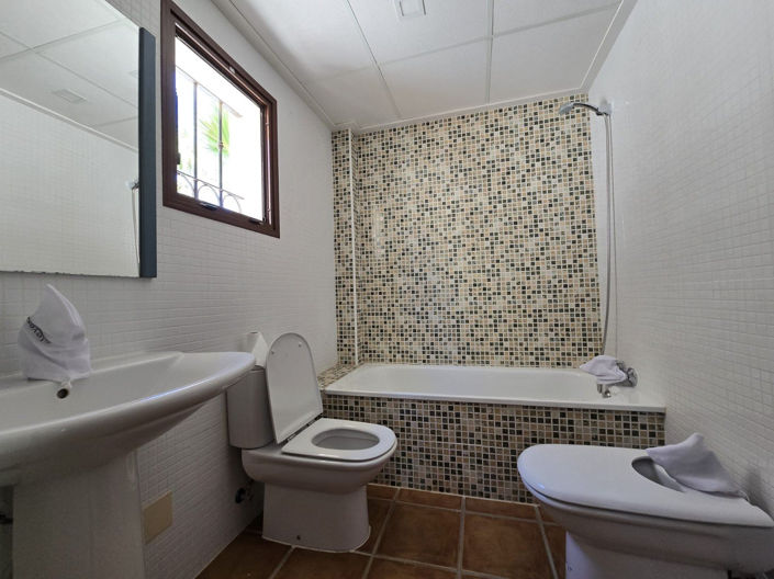 Image No.9-Villa de 3 chambres à vendre à Alicante