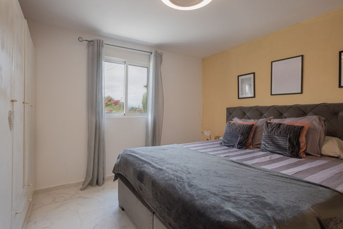 Image No.23-5 Bed Country House for sale