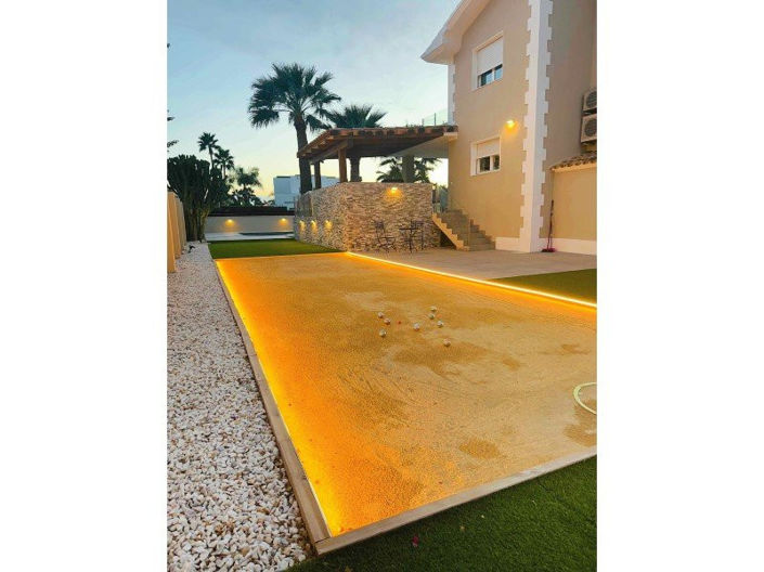 Image No.10-4 Bed Villa for sale