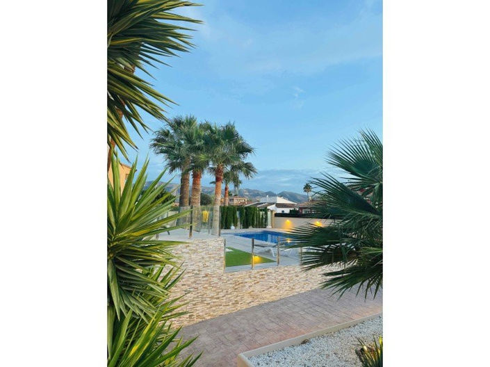 Image No.16-4 Bed Villa for sale