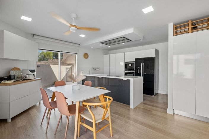 Image No.10-Villa de 4 chambres à vendre à Alicante