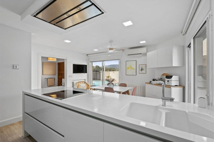 Image No.11-Villa de 4 chambres à vendre à Alicante