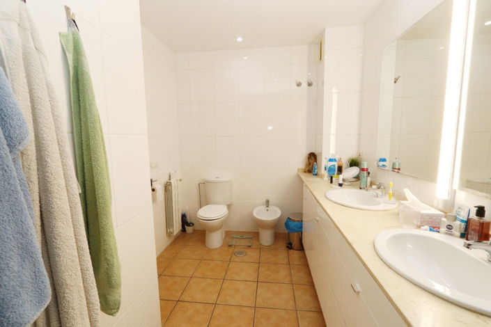 Image No.37-3 Bed Villa for sale