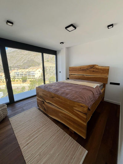 Image No.32-4 Bed Villa for sale