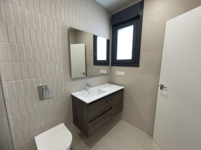 Image No.47-3 Bed Villa for sale