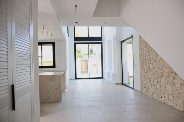 Image No.15-4 Bed Villa for sale