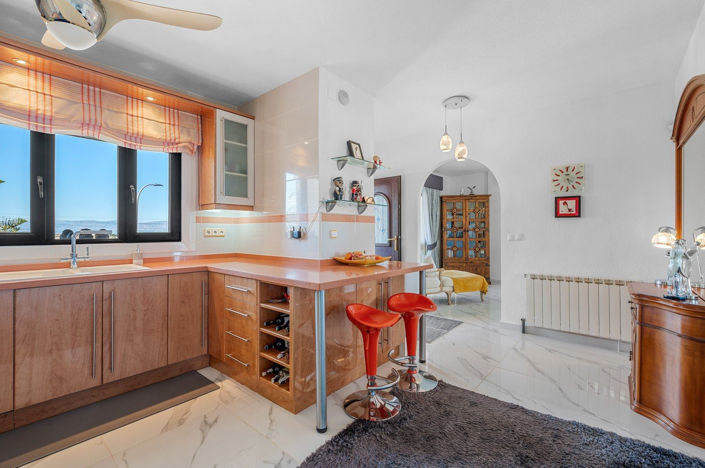 Image No.20-5 Bed Villa for sale