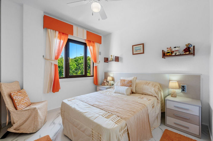 Image No.26-5 Bed Villa for sale