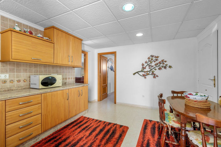 Image No.35-5 Bed Villa for sale