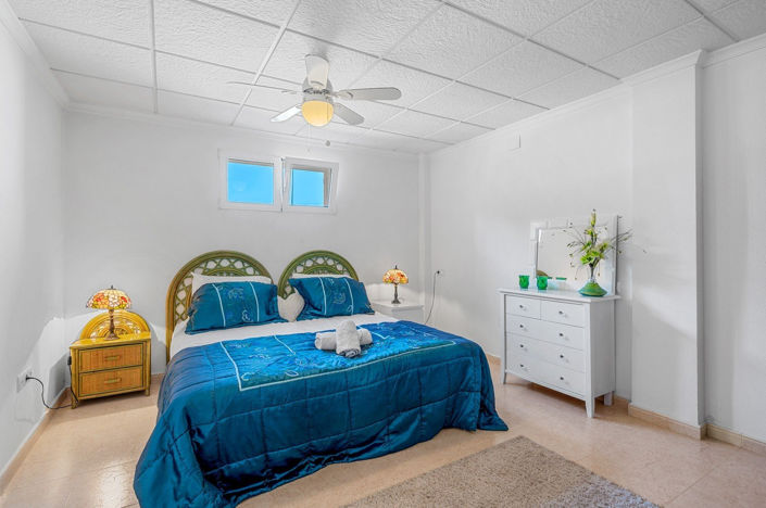 Image No.36-5 Bed Villa for sale