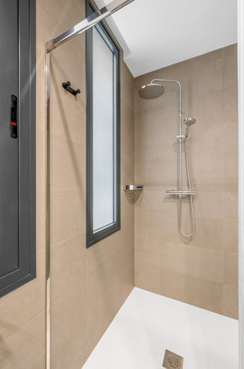 Image No.23-2 Bed Apartment for sale