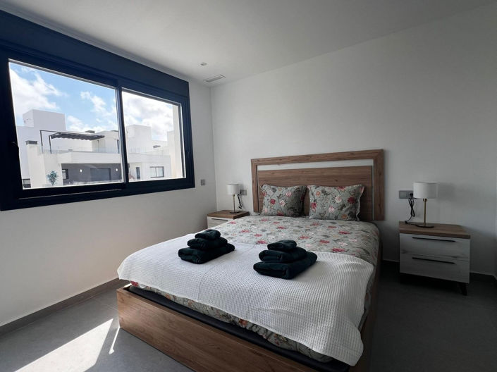 Image No.27-5 Bed Villa for sale