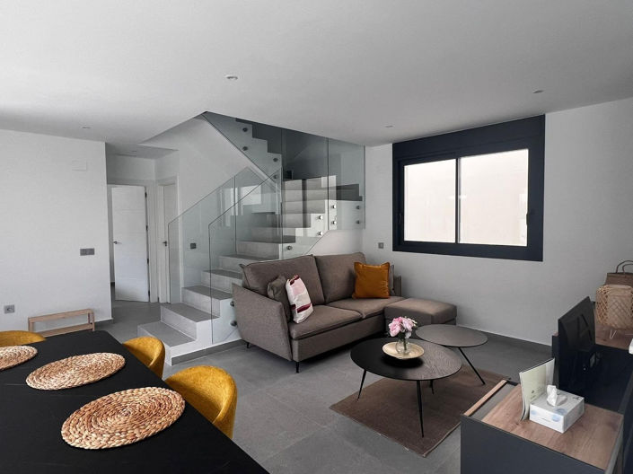 Image No.9-5 Bed Villa for sale