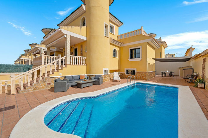 Image No.33-Villa de 4 chambres à vendre à Alicante