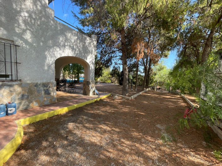 Image No.22-3 Bed Country House for sale