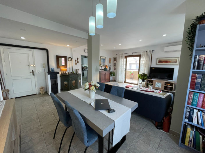 Image No.10-3 Bed Apartment for sale