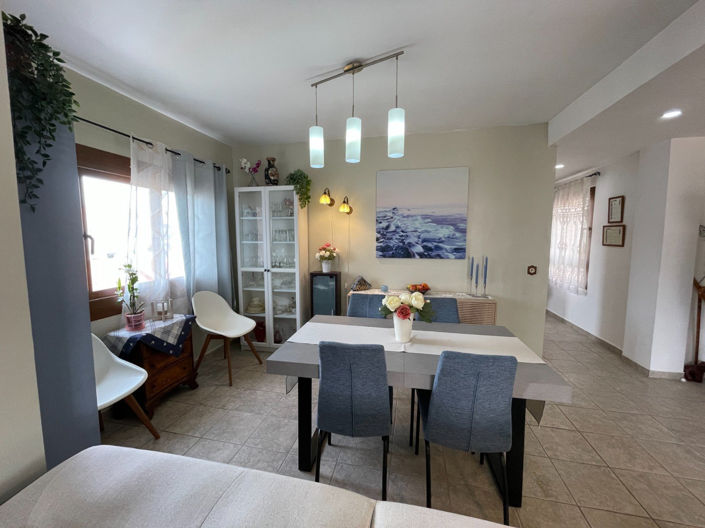 Image No.24-3 Bed Apartment for sale