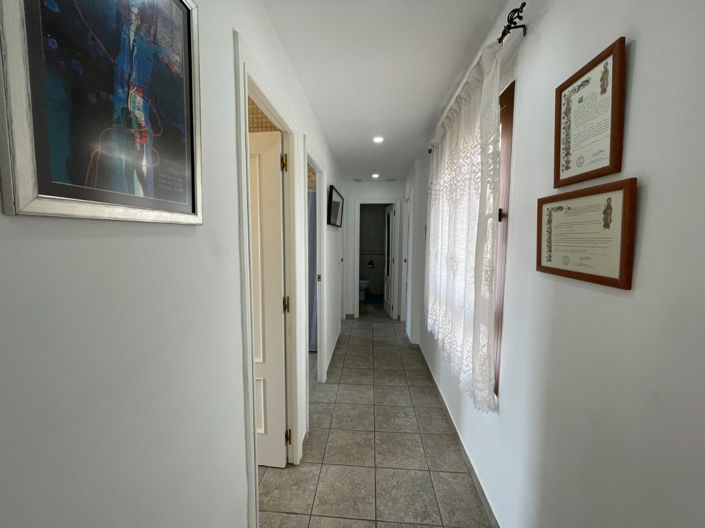 Image No.25-3 Bed Apartment for sale