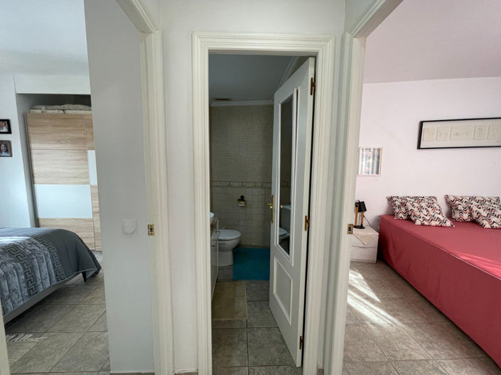 Image No.27-3 Bed Apartment for sale