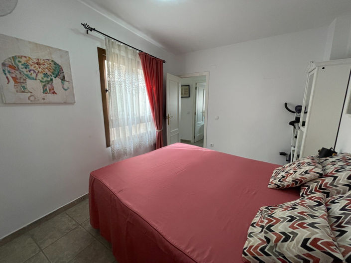 Image No.29-3 Bed Apartment for sale