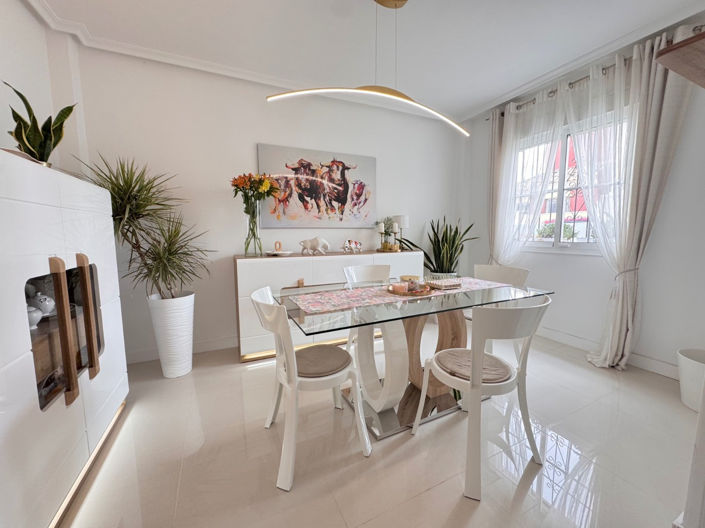 Image No.16-5 Bed Villa for sale