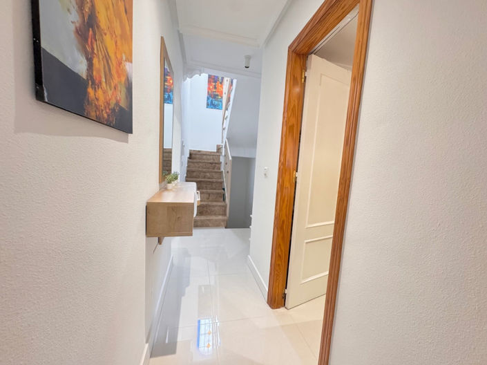 Image No.21-5 Bed Villa for sale