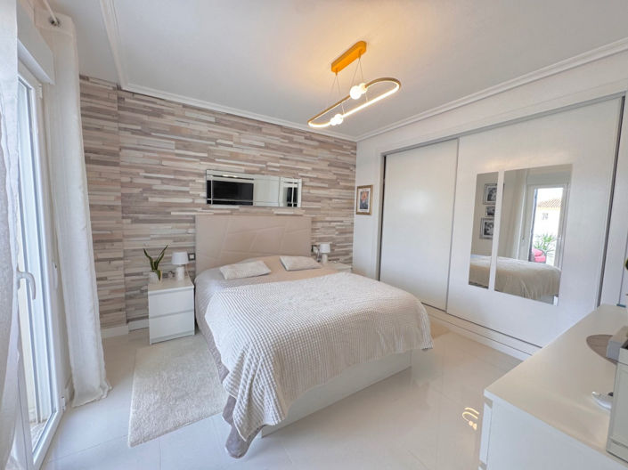 Image No.24-5 Bed Villa for sale