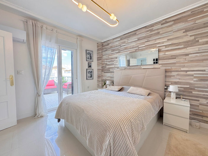 Image No.25-5 Bed Villa for sale