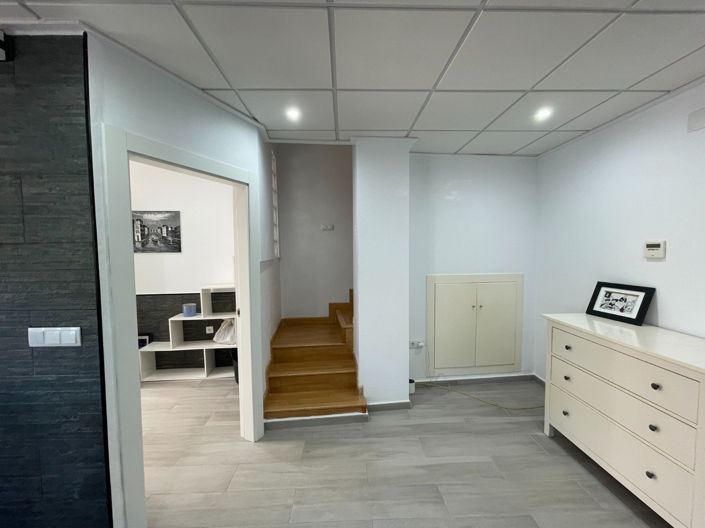 Image No.24-5 Bed Townhouse for sale