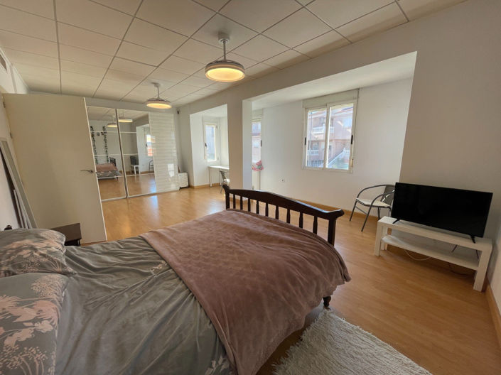 Image No.31-5 Bed Townhouse for sale