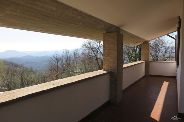 Image No.14-3 Bed Property for sale