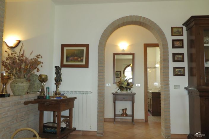 Image No.16-3 Bed Property for sale