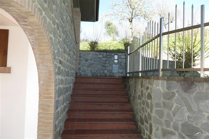 Image No.30-3 Bed Property for sale